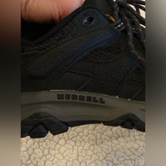Merrell Boys Mid Quick Close Black Hiking Shoes Size 2M - Picture 5 of 5